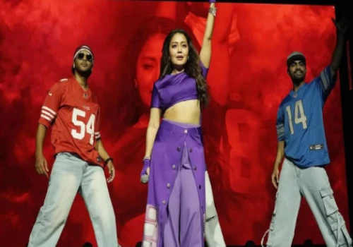 Neha Kakkar Breaks Down at Melbourne Concert, Apologizes for Three-Hour Delay